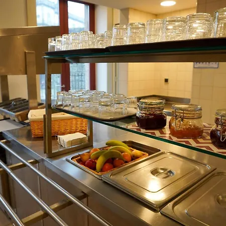 Hi - De Juventude Hostel *