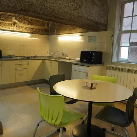 Hi - De Juventude Hostel Γκιμαράες