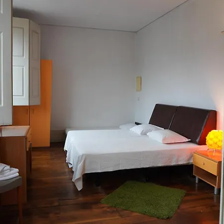 Hi - De Juventude * Γκιμαράες