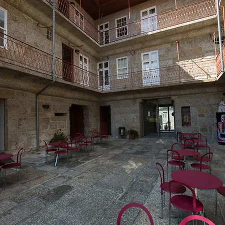 Hi - De Juventude Hostel