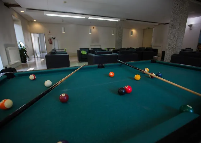 Hi - De Juventude Hostel Γκιμαράες