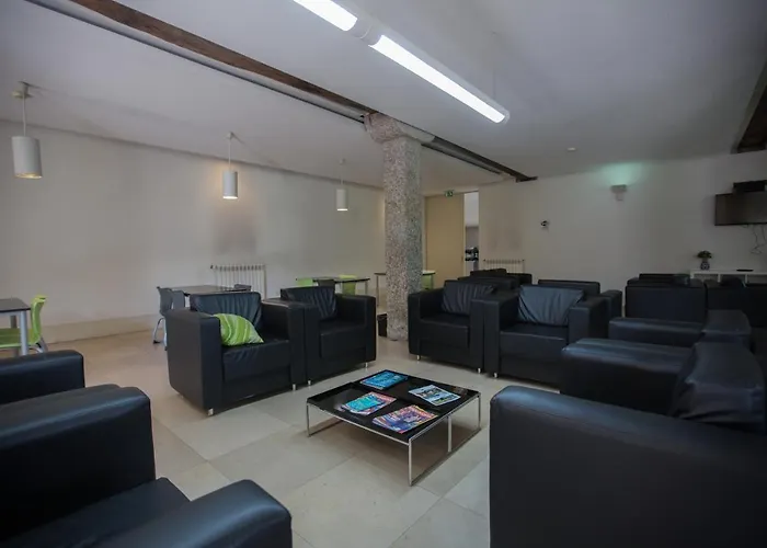 Hi - De Juventude Hostal *