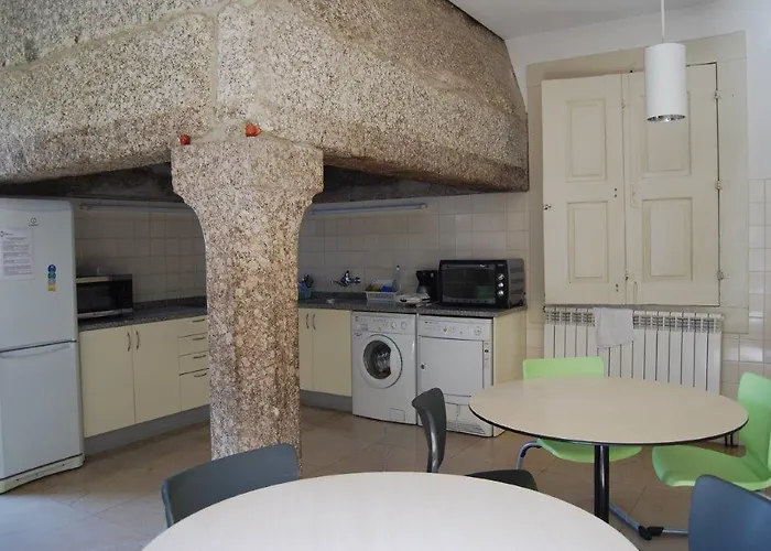 Hostal Hi - De Juventude