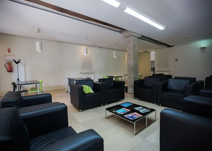 Hi - De Juventude Hostal Guimarães